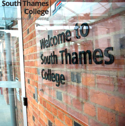 런던 사우스탬즈칼리지 (South Thames College)